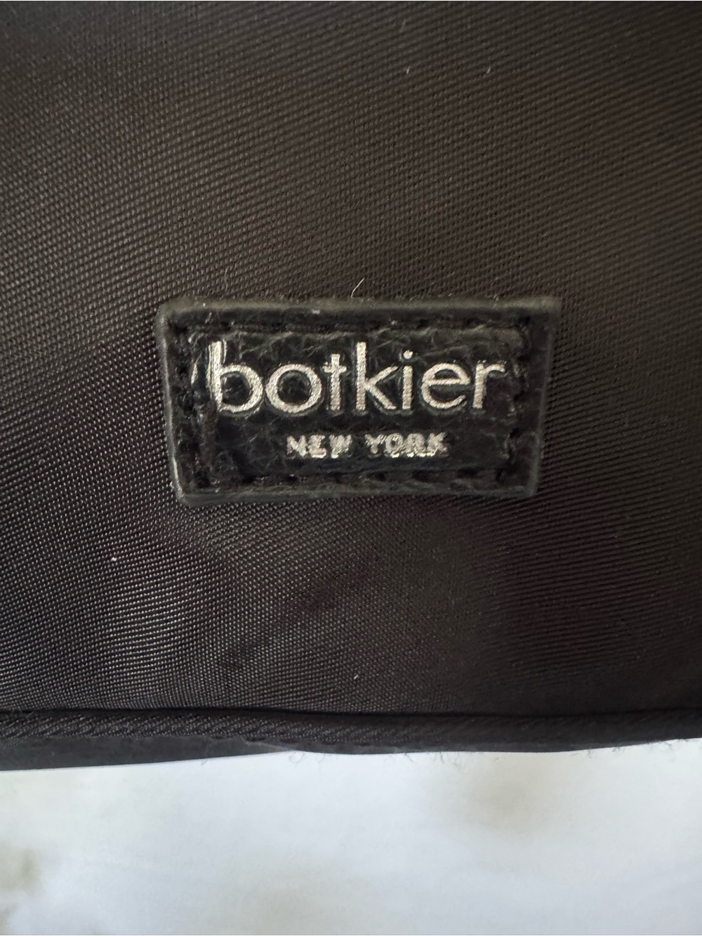 Botkier EUC black nylon & leather med backpack - Picture 4 of 7